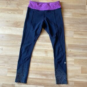 Lululemon Tight stuff crop leggings size 4
